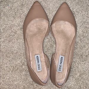 Steve Madden Flats—Black & Tan!